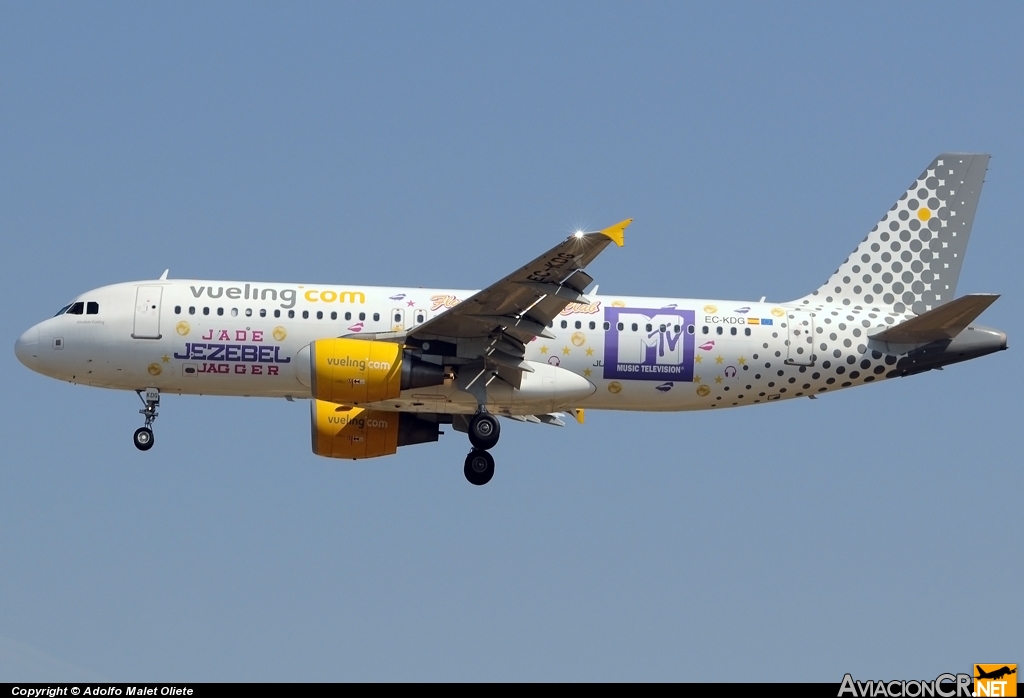 EC-KDG - Airbus A320-214 - Vueling