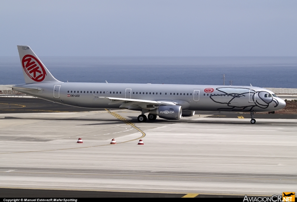 OE-LEZ - Airbus A321-211 - NIKI