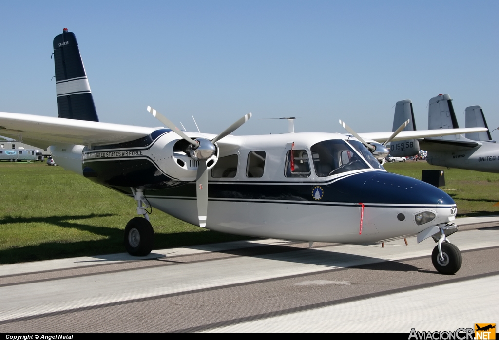 N30U - Aero Commander 560A - Privado