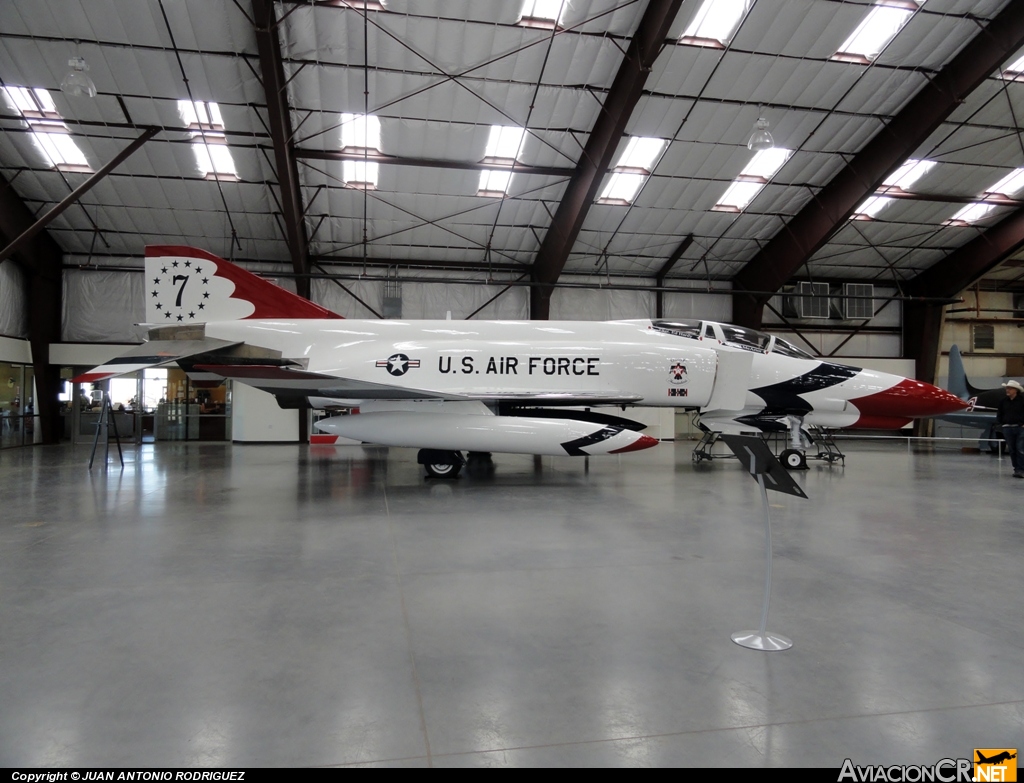 66-0329 / - McDonnell Douglas F-4E Phantom II - USAF Thunderbirds