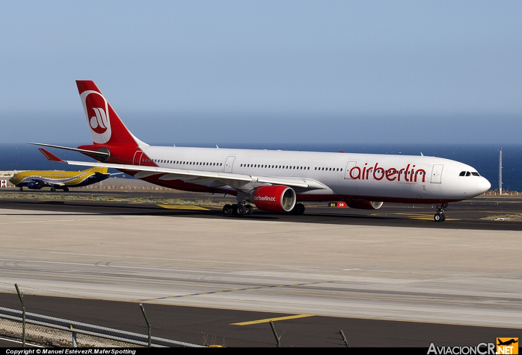 D-AERS - Airbus A330-322 - Air Berlin
