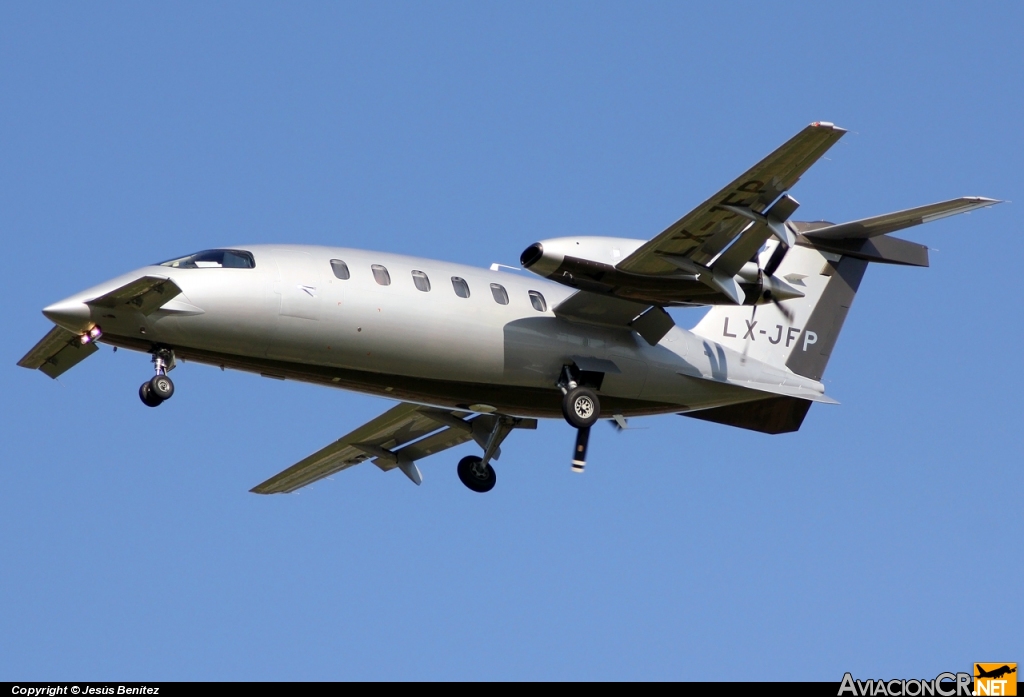 LX-JFP - Piaggio P-180 Avanti - Jetfly