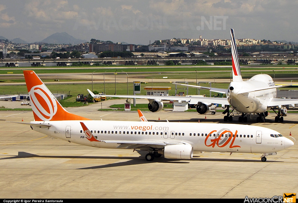 PR-GGE - Boeing 737-8EH - Gol Transportes Aereos