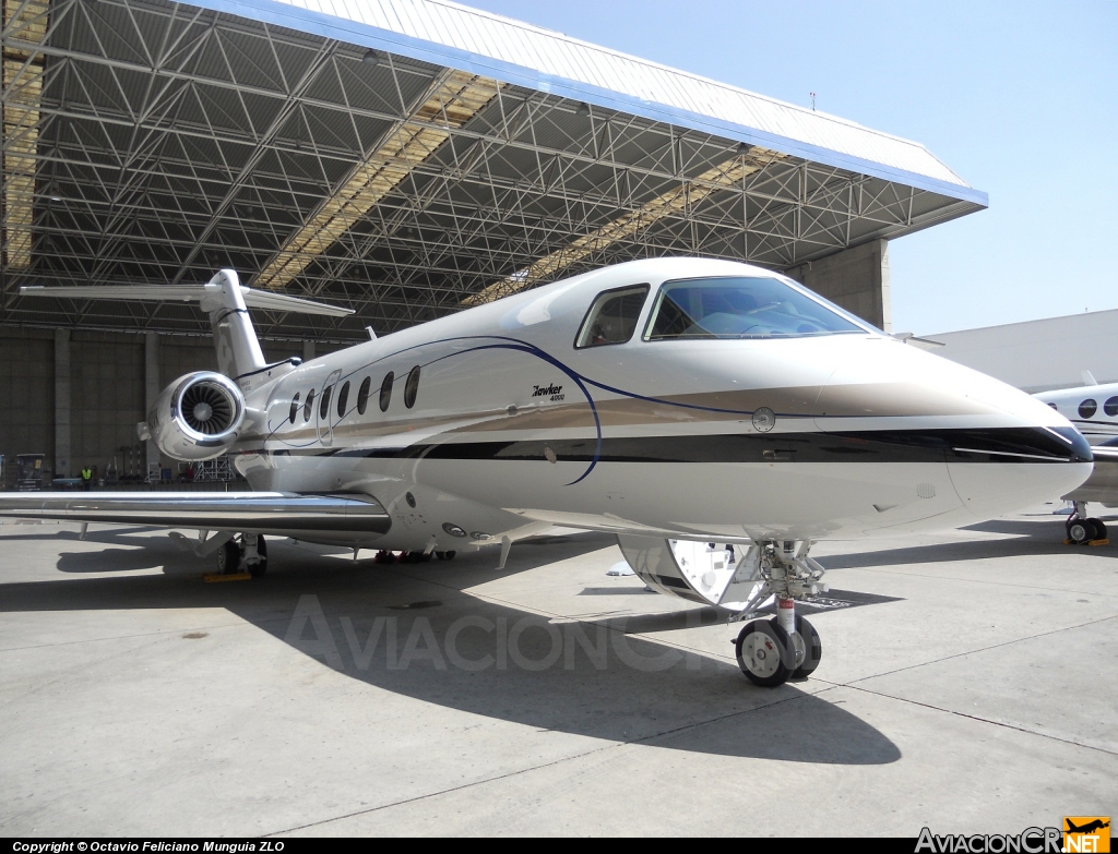  - Hawker Beechcraft 4000 - Privado