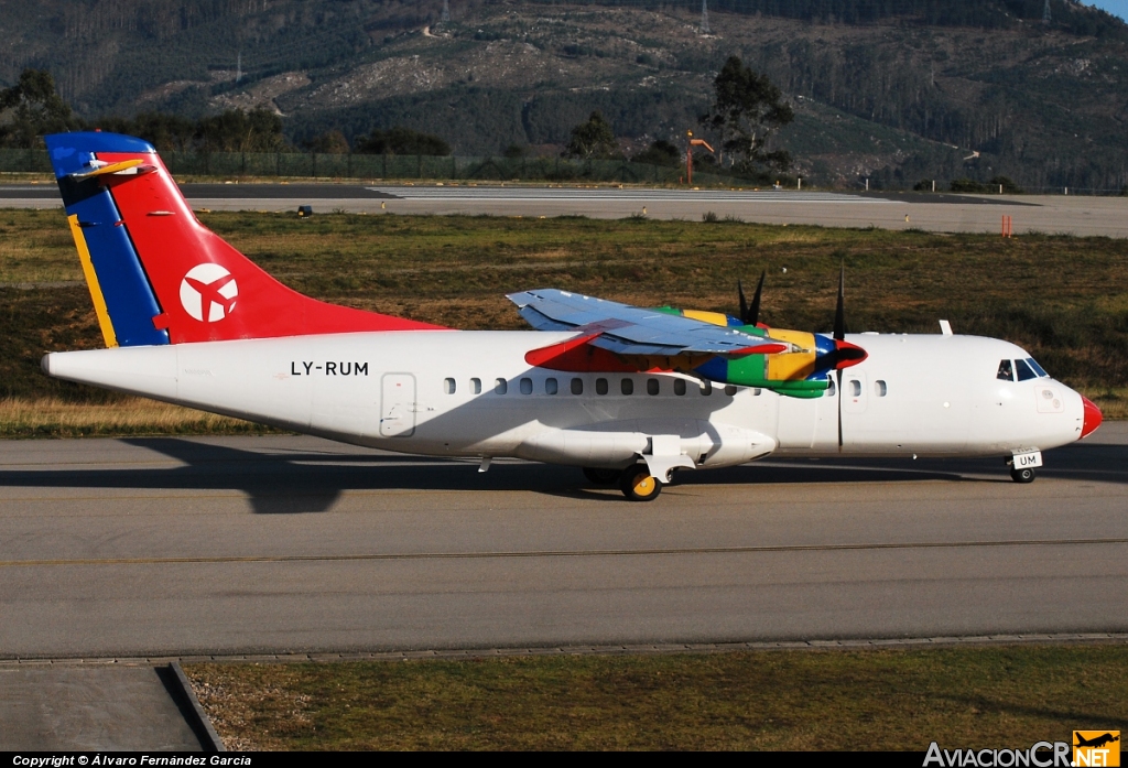 LY-RUM - ATR 42-300 - Transporte Aeréo Danés