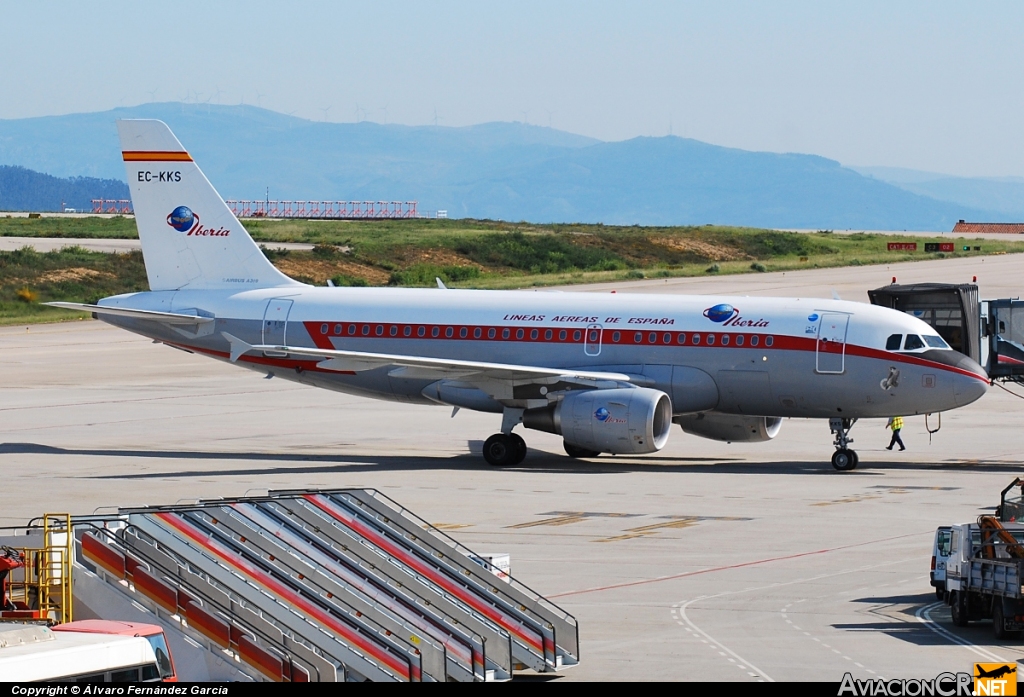 EC-KKS - Airbus A319-111 - Iberia