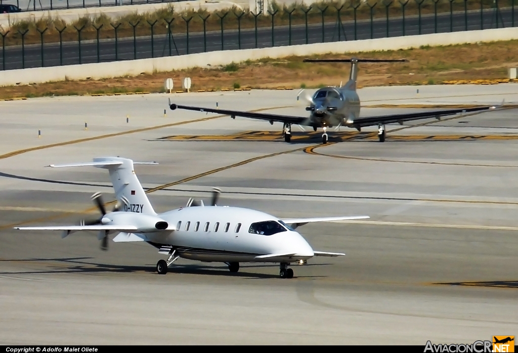 D-IZZY - Piaggio P-180 Avanti - Privado