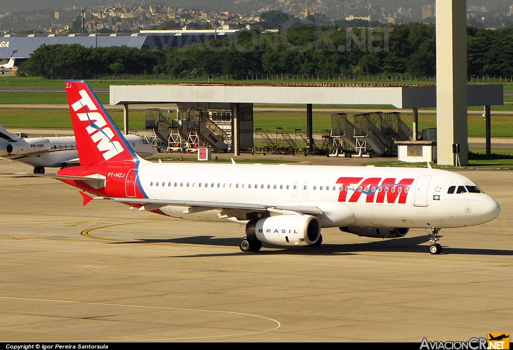 PT-MZJ - Airbus A320-232 - TAM