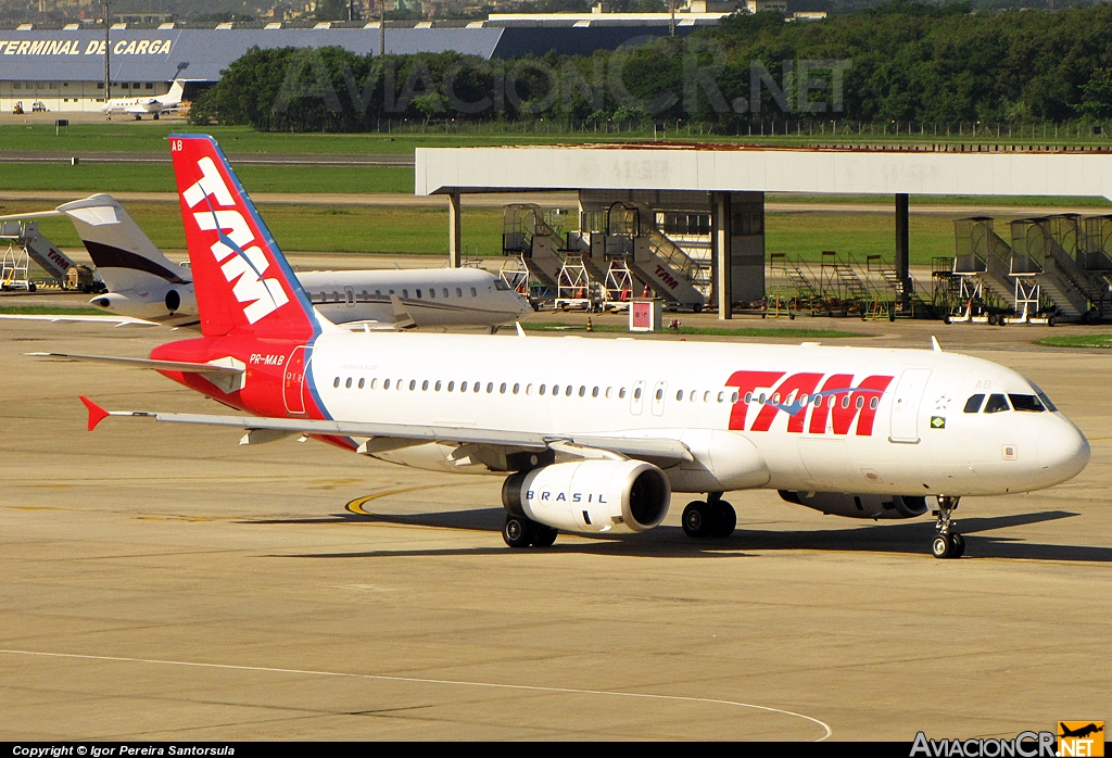 PR-MAB - Airbus A320-232 - TAM