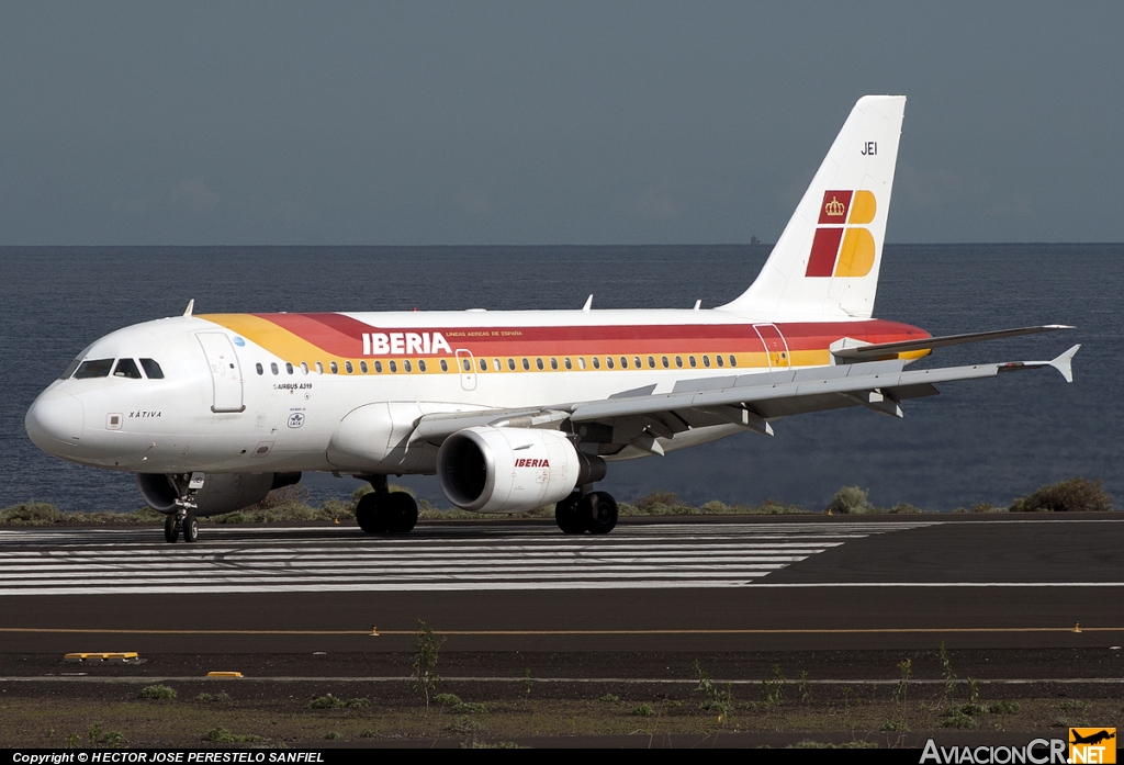 EC-JEI - Airbus A319-111 - Iberia