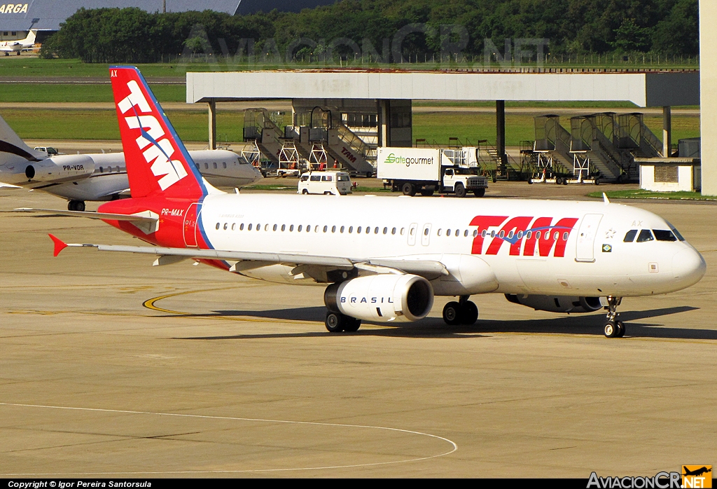 PR-MAX - Airbus A320-232 - TAM