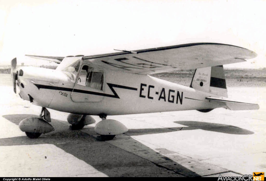 EC-AGN - Aermachi MB 308 - Privado
