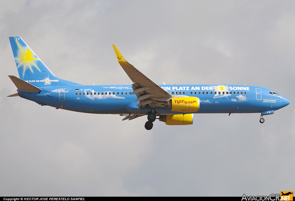 D-AHFZ - Boeing 737-8K5 - TUI Fly