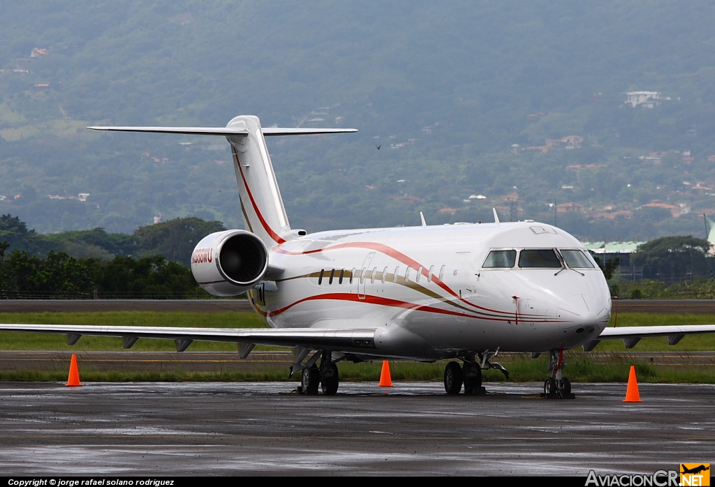 N888WU - Canadair CL-600-2B19 Regional Jet CRJ-200ER - Privado