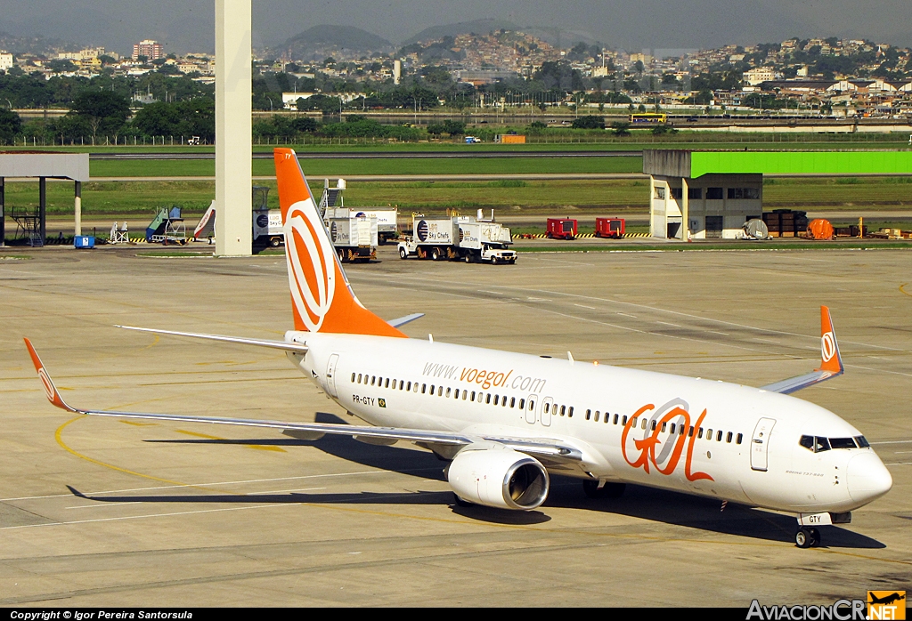 PR-GTY - Boeing 737-8EH - Gol Transportes Aereos