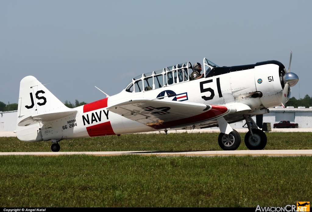 N8994 - North American AT-6 Harvard II - Privado