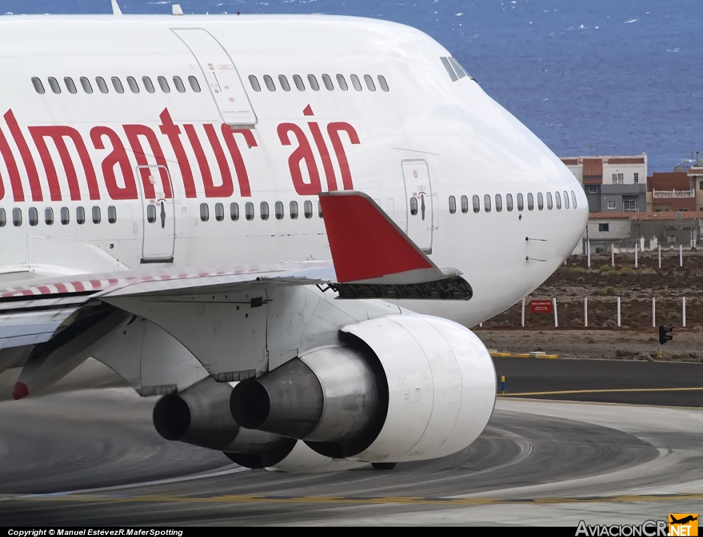 EC-KSM - Boeing 747-412 - Pullmantur Air