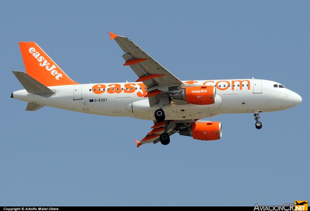 G-EZDT - Airbus A319-111 - EasyJet Airline