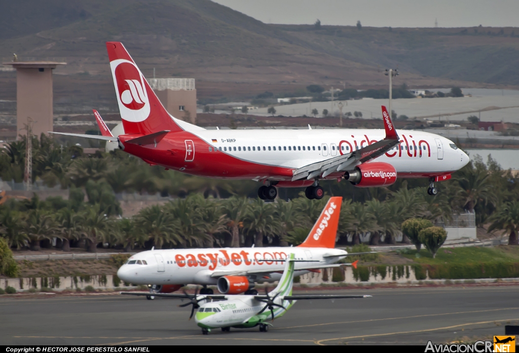 D-ABKP - Boeing 737-86J - Air Berlin
