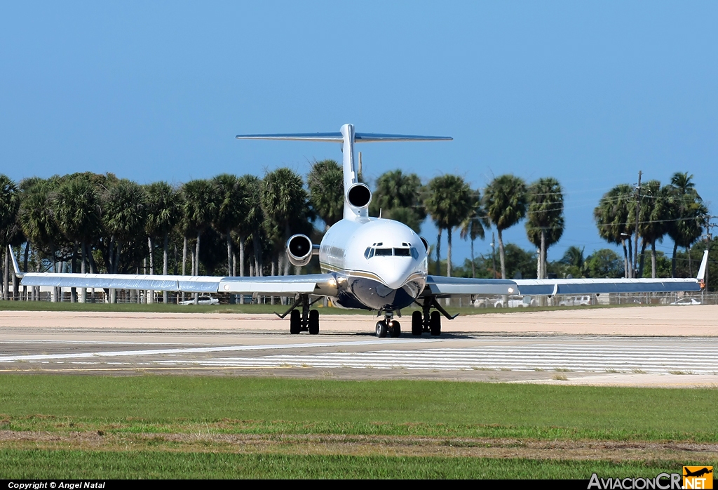 N727NY - Boeing 727-232(Adv) - Privado