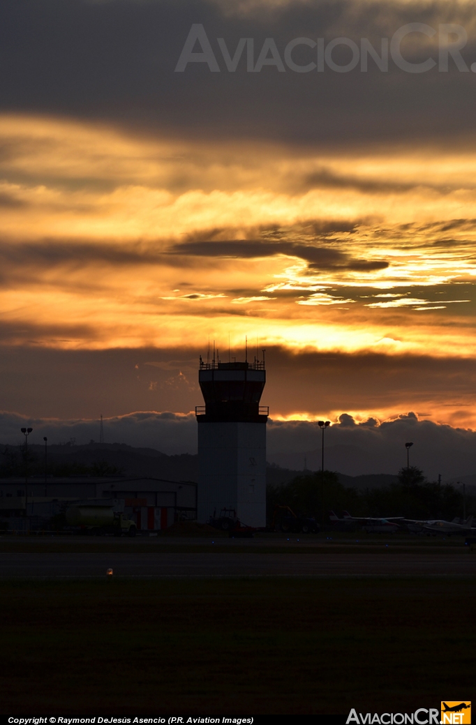  - Torre de Control - Aeropuerto