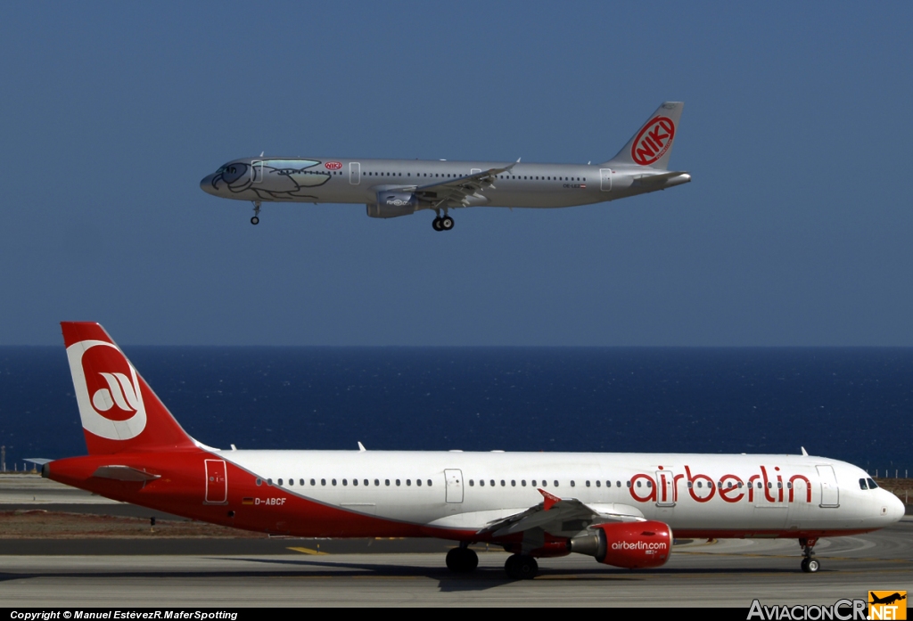 D-ABCF - Airbus A321-211 - Air Berlin