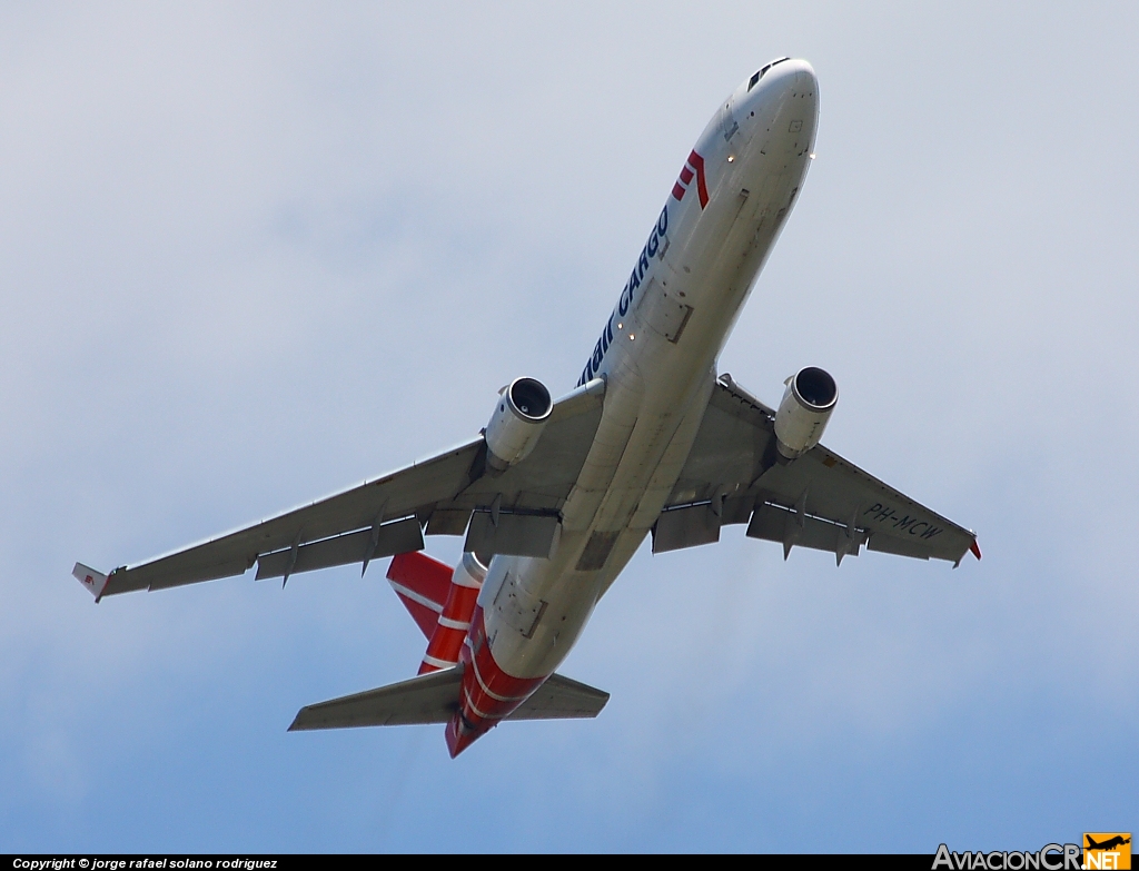 PH-MCW - McDonnell Douglas MD-11F - Martinair Cargo