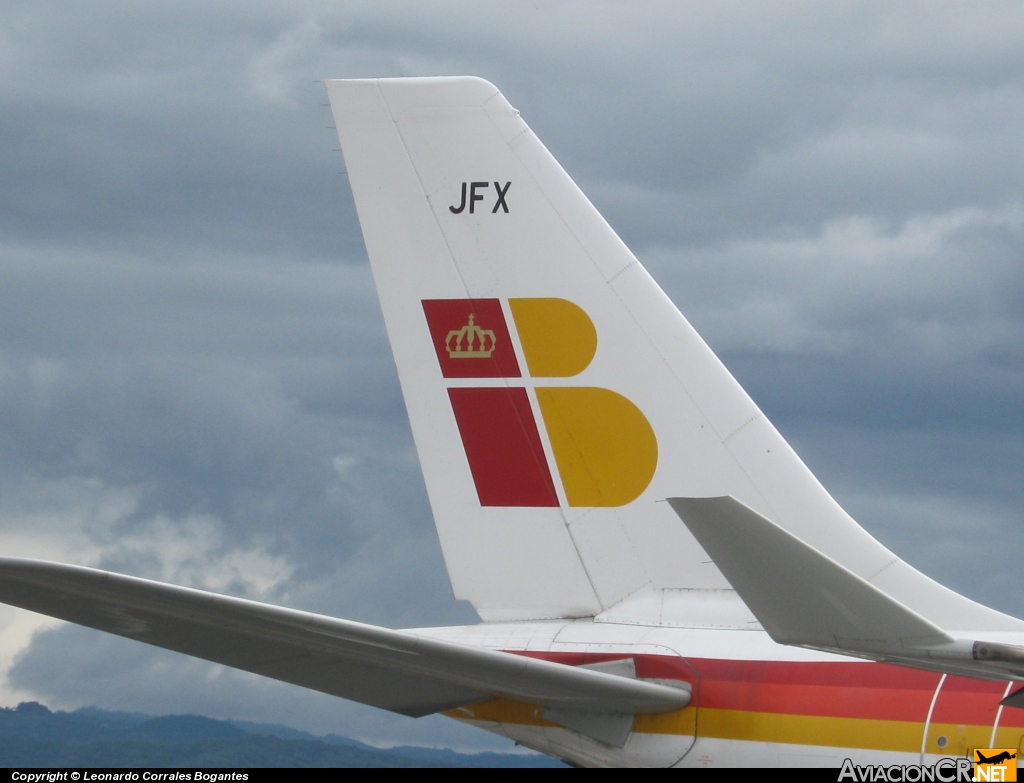 EC-JFX - Airbus A340-642 - Iberia