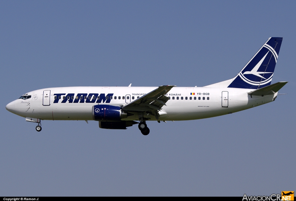 YR-BGB - Boeing 737-38J - Tarom - Romanian Air Transport