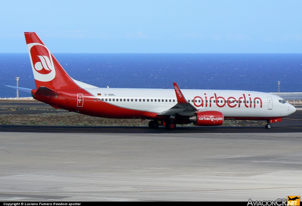 D-ABKL - Boeing 737-86J - Air Berlin