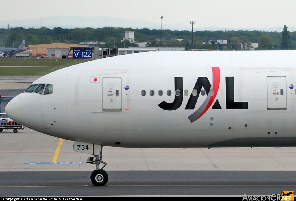 JA734J - Boeing 777-346/ER - Japan Airlines - JAL
