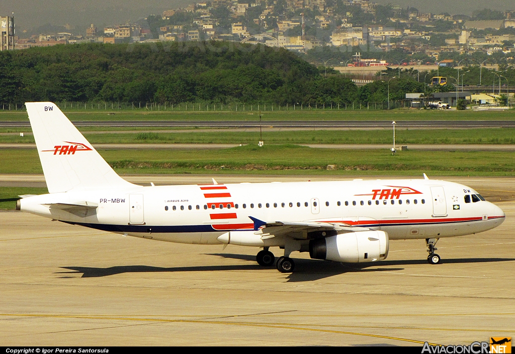 PR-MBW - Airbus A319-132 - TAM