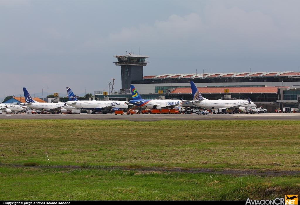 MROC - Aeropuerto - Rampa