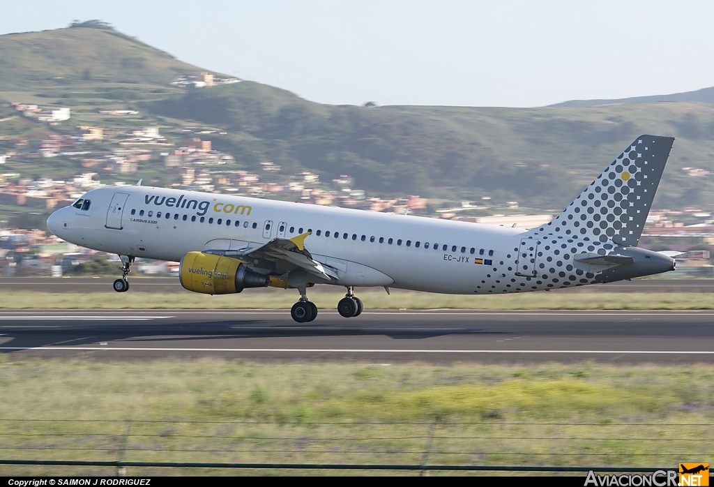 EC-JYX - Airbus A320-214 - Vueling