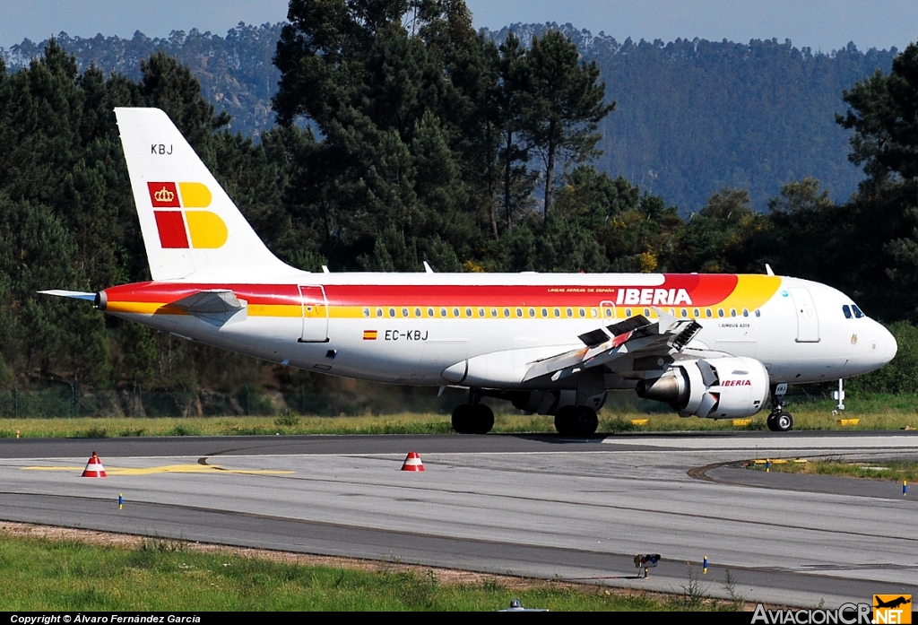 EC-KBJ - Airbus A319-111 - Iberia