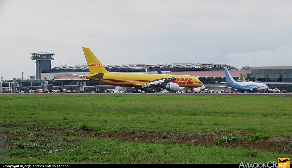 MROC - Aeropuerto - Rampa