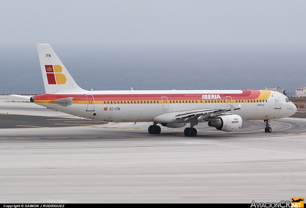 EC-ITN - Airbus A321-211 - Iberia