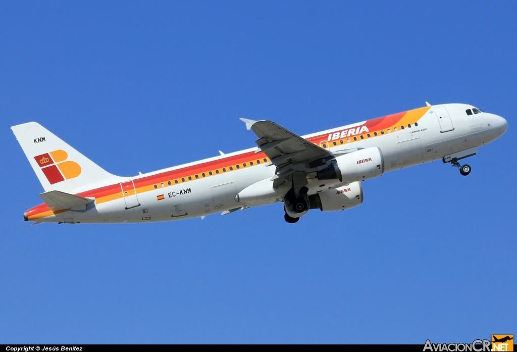 EC-KNM - Airbus A320-214 - Iberia