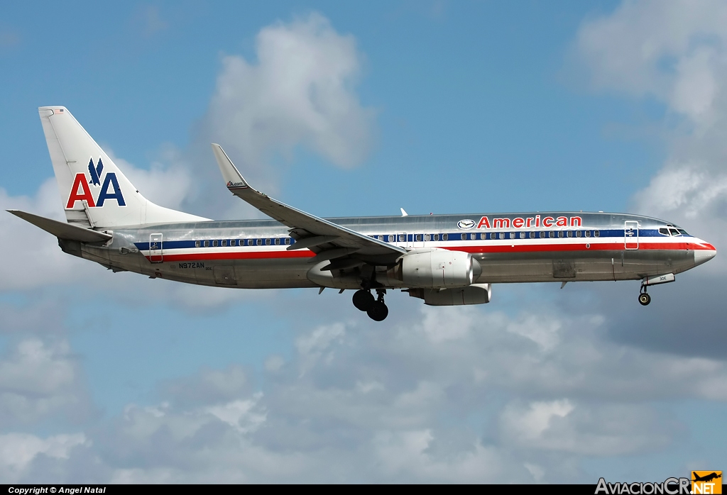 N972AN - Boeing 737-823 - American Airlines