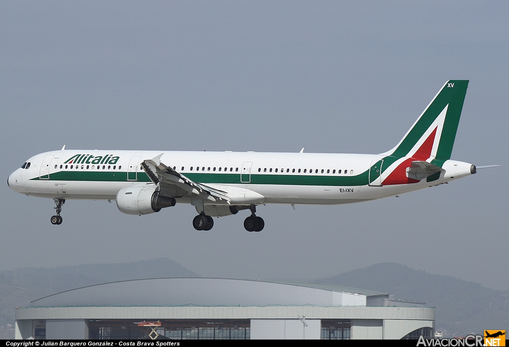 EI-IXV - Airbus A321-112 - Alitalia