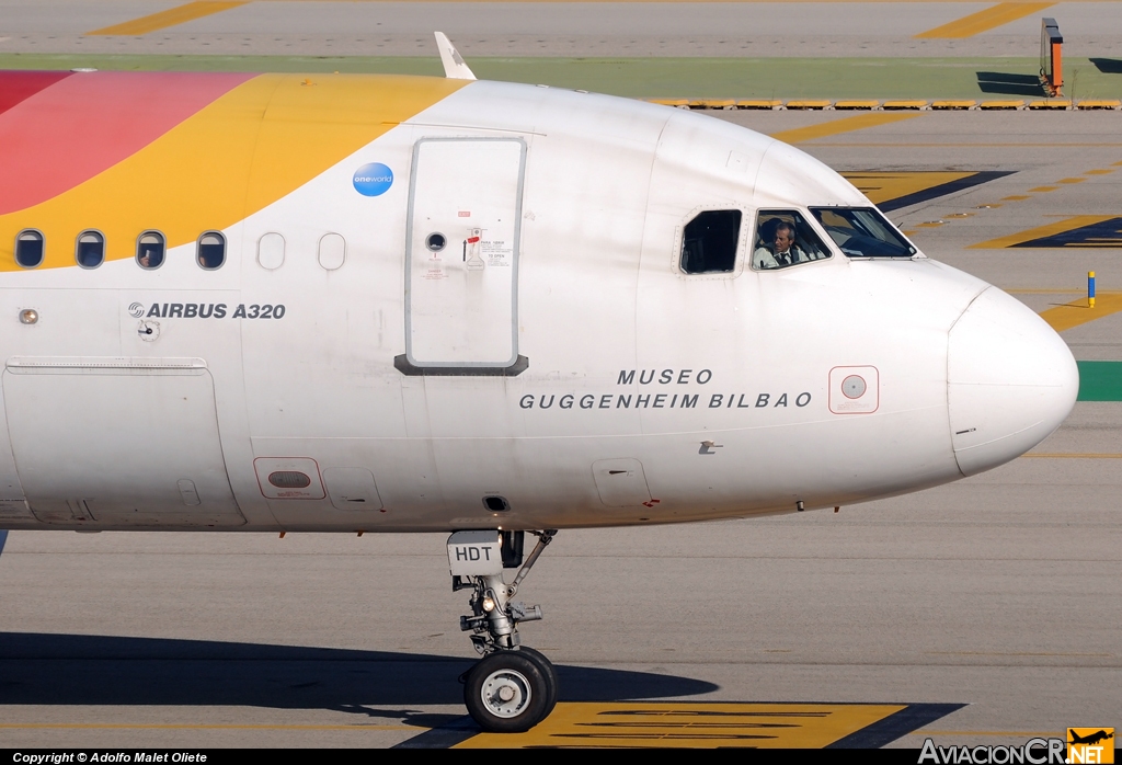 EC-HDT - Airbus A320-214 - Iberia