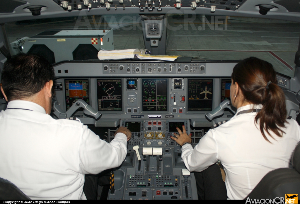  - Embraer ERJ-190-100AR - TACA