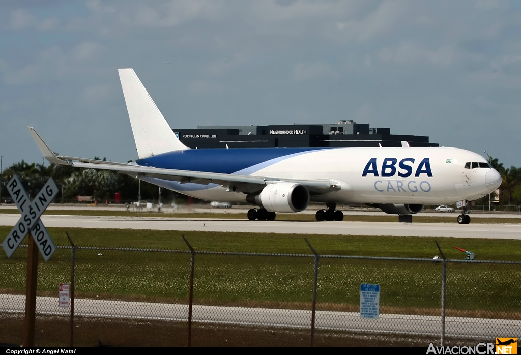 PR-ACG - Boeing 767-316F/ER - ABSA Cargo