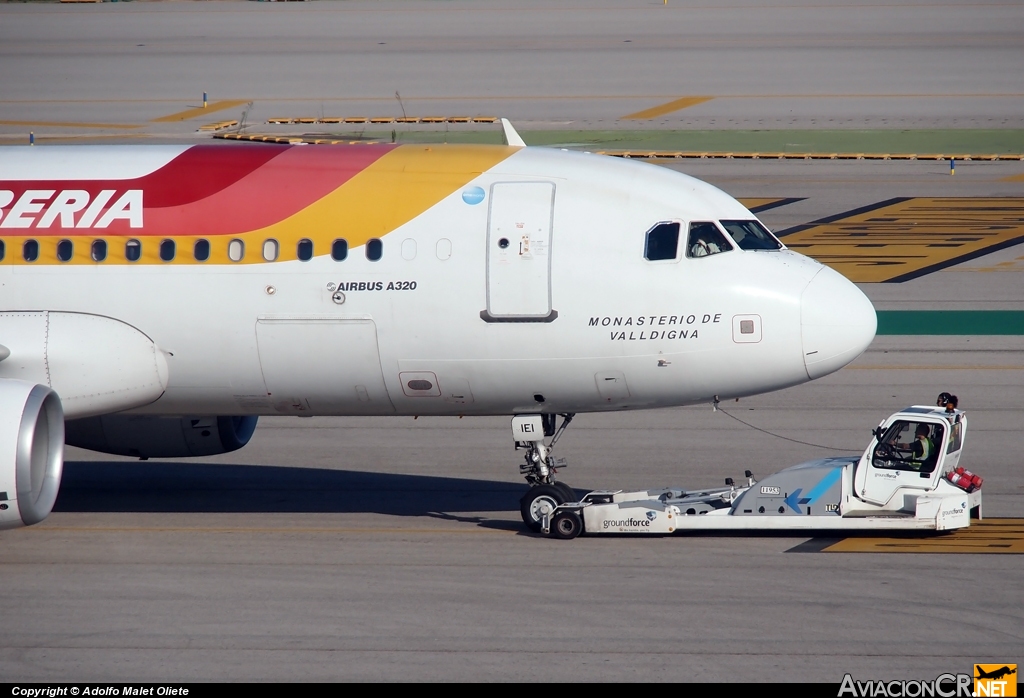 EC-IEI - Airbus A320-214 - Iberia