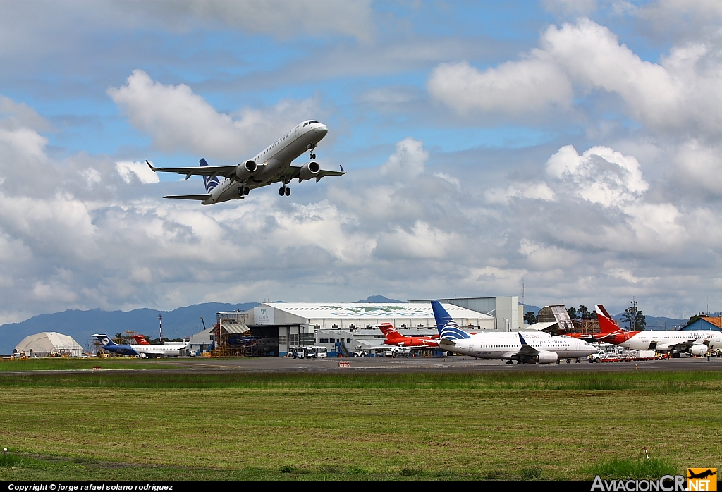 MROC - Aeropuerto - Rampa