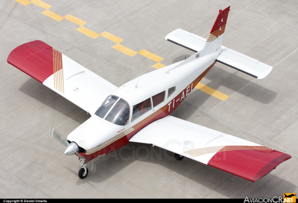 TI-AEI - Piper PA-28R-201 Arrow II - Privado