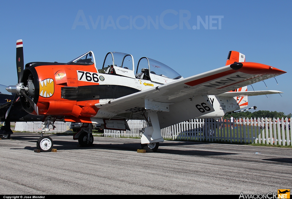 N688GR - North American T-28C Trojan - Privado