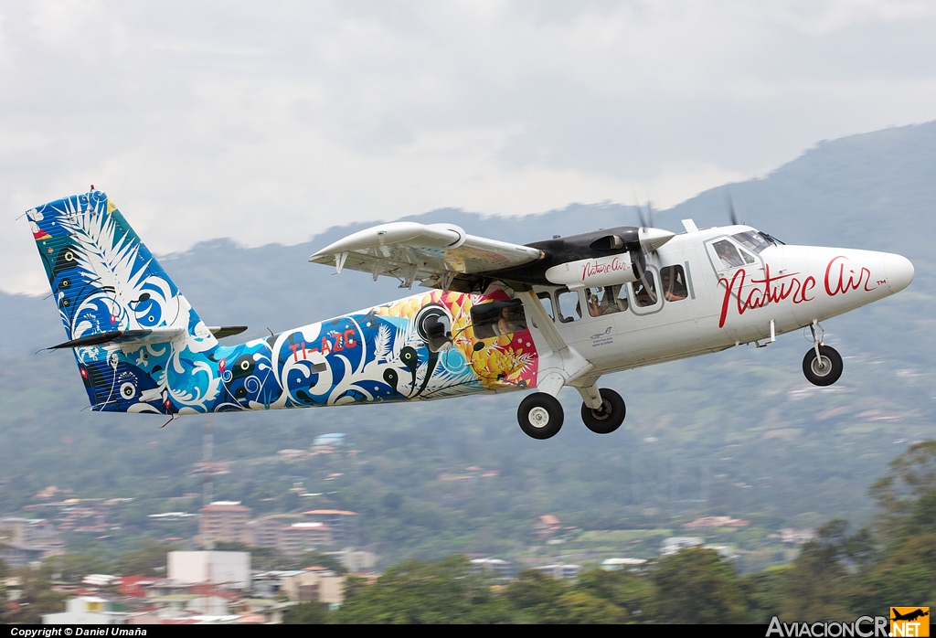 TI-AZC - De Havilland Canada DHC-6-300 Twin Otter - Nature Air