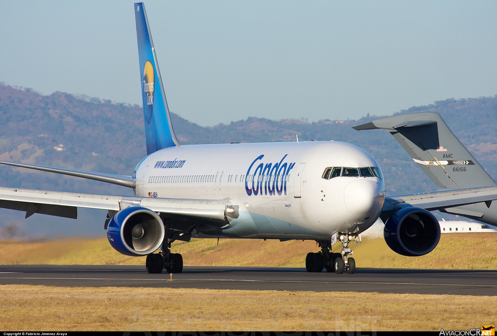 D-ABUH - Boeing 767-330/ER - Condor