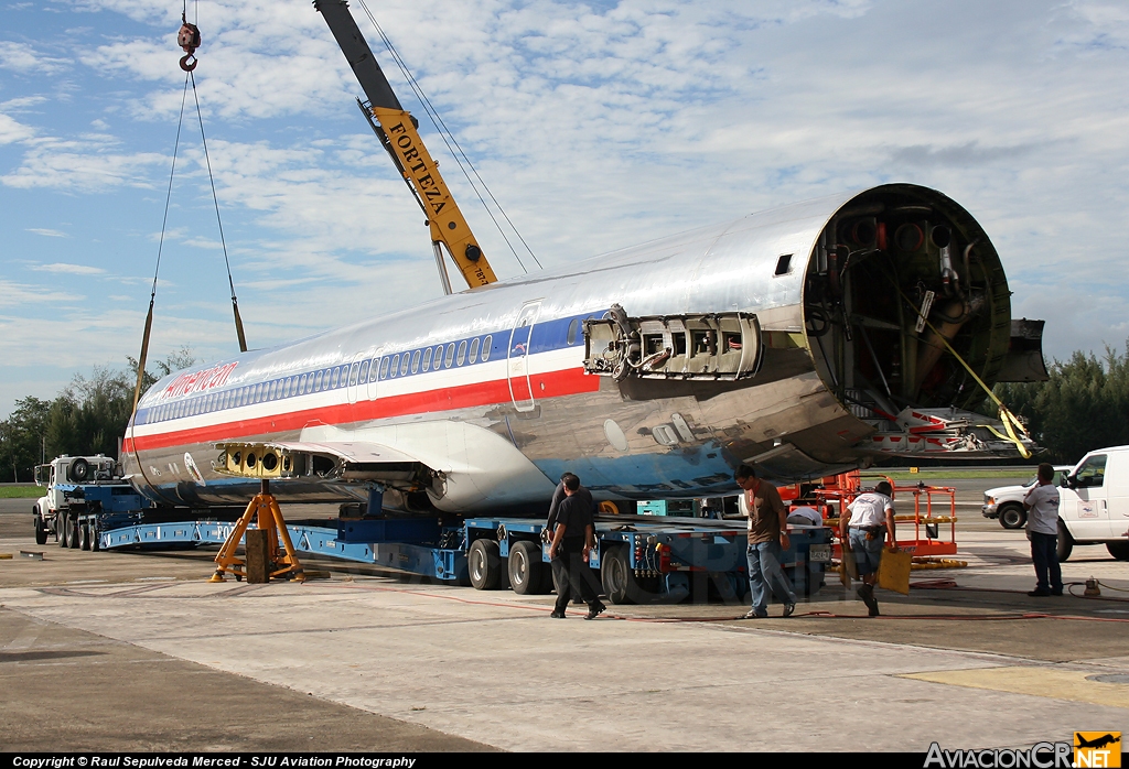 N292AA - McDonnell Douglas MD-82 (DC-9-82) - American Airlines